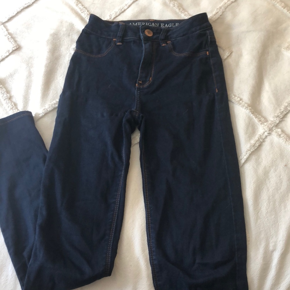 dark wash American eagle jeans